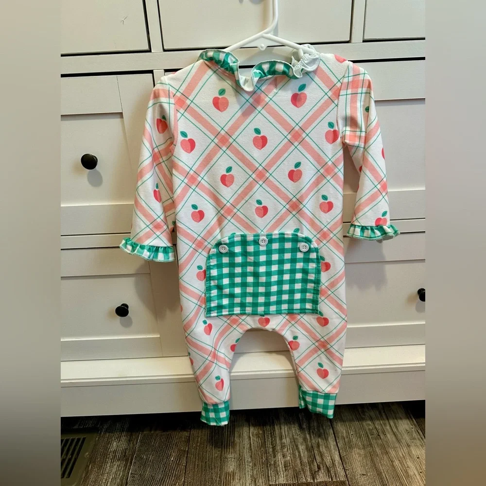 SUGAR BEE CLOTHING - Ruffle Buttflap - Peaches Plaid - NWOT!